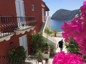 Casa vacanze vista mare Mela B, Lipari